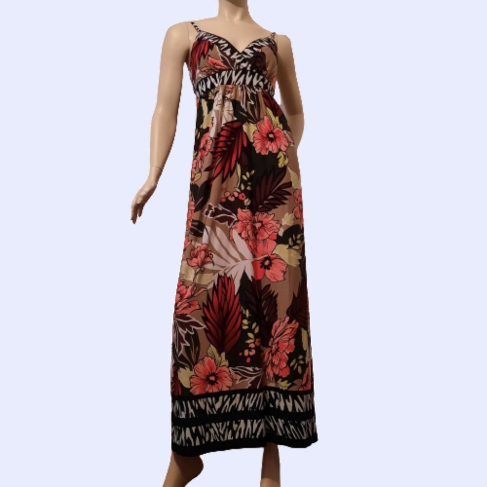 Maxi length floral summer dress